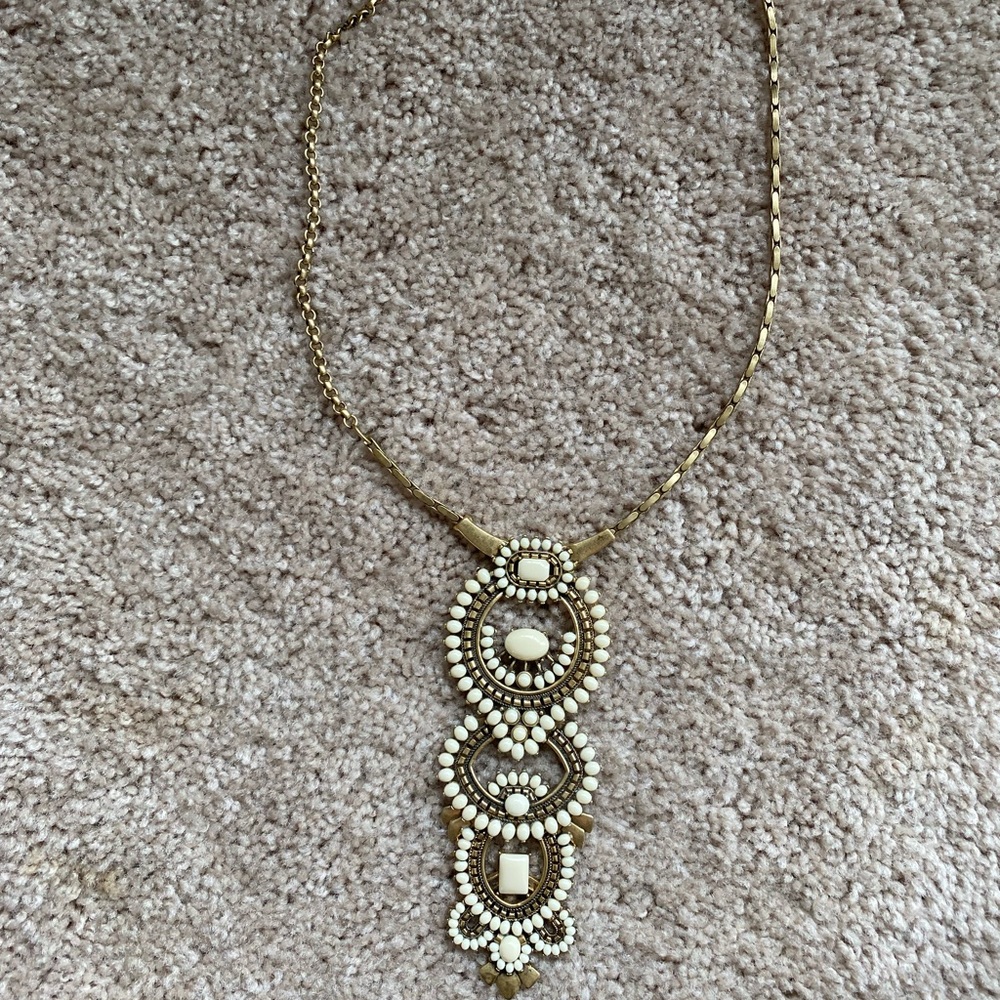Stella & dot statement necklace